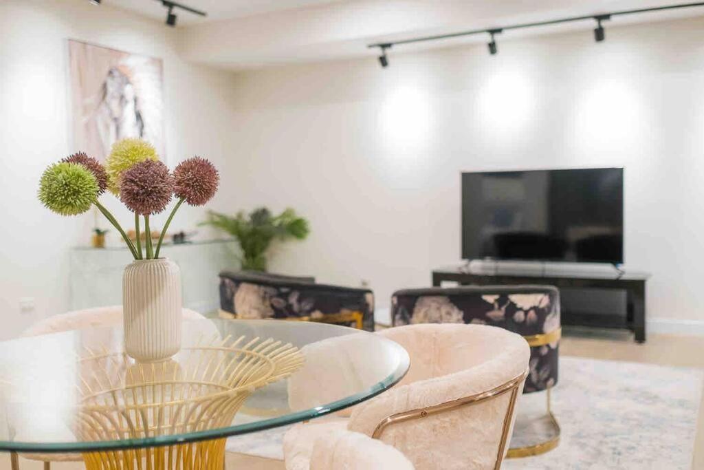 Luxury 3 Bedroom Apartment In Ryde Sydney Kültér fotó